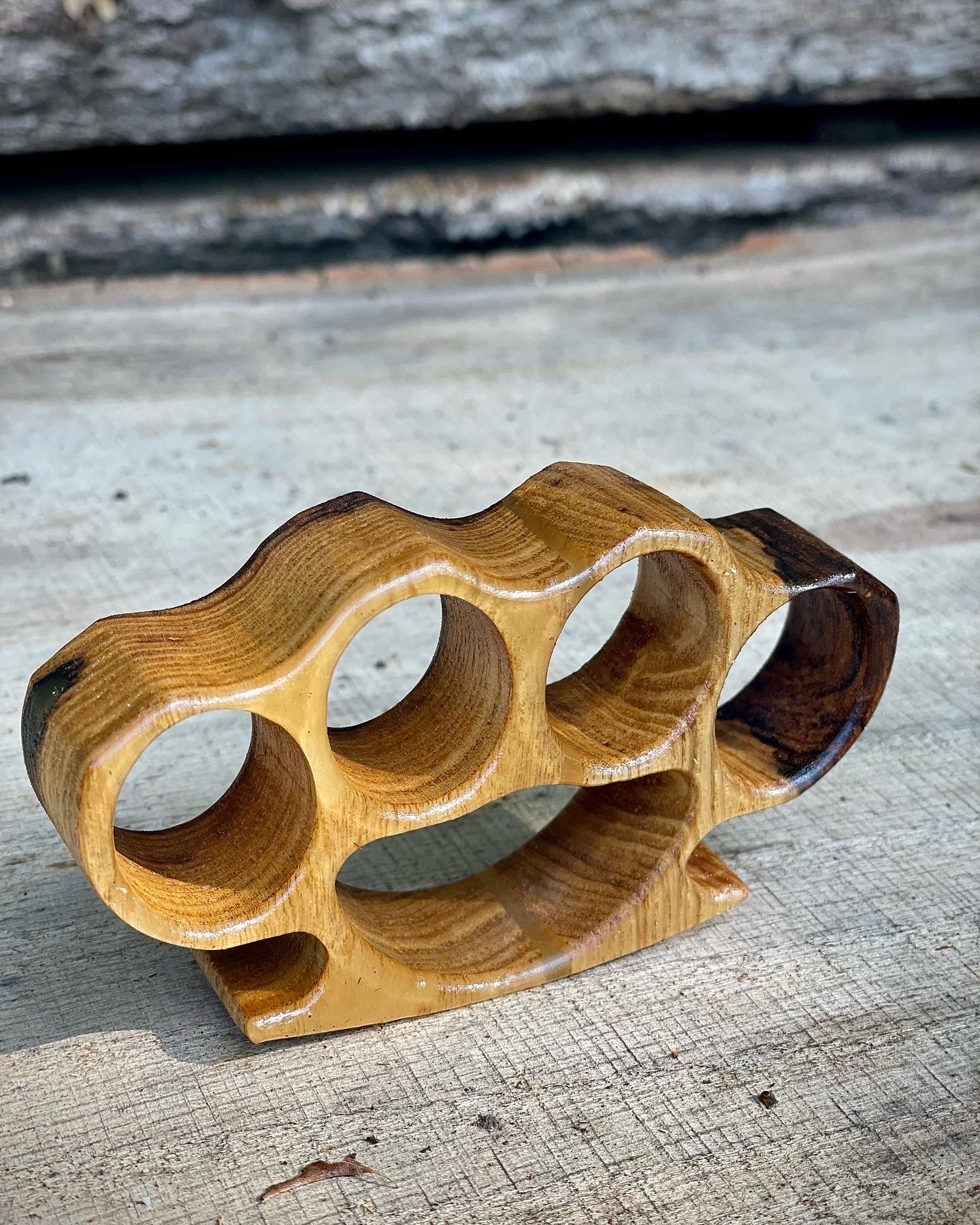 Knuckle paperweight - sassafras