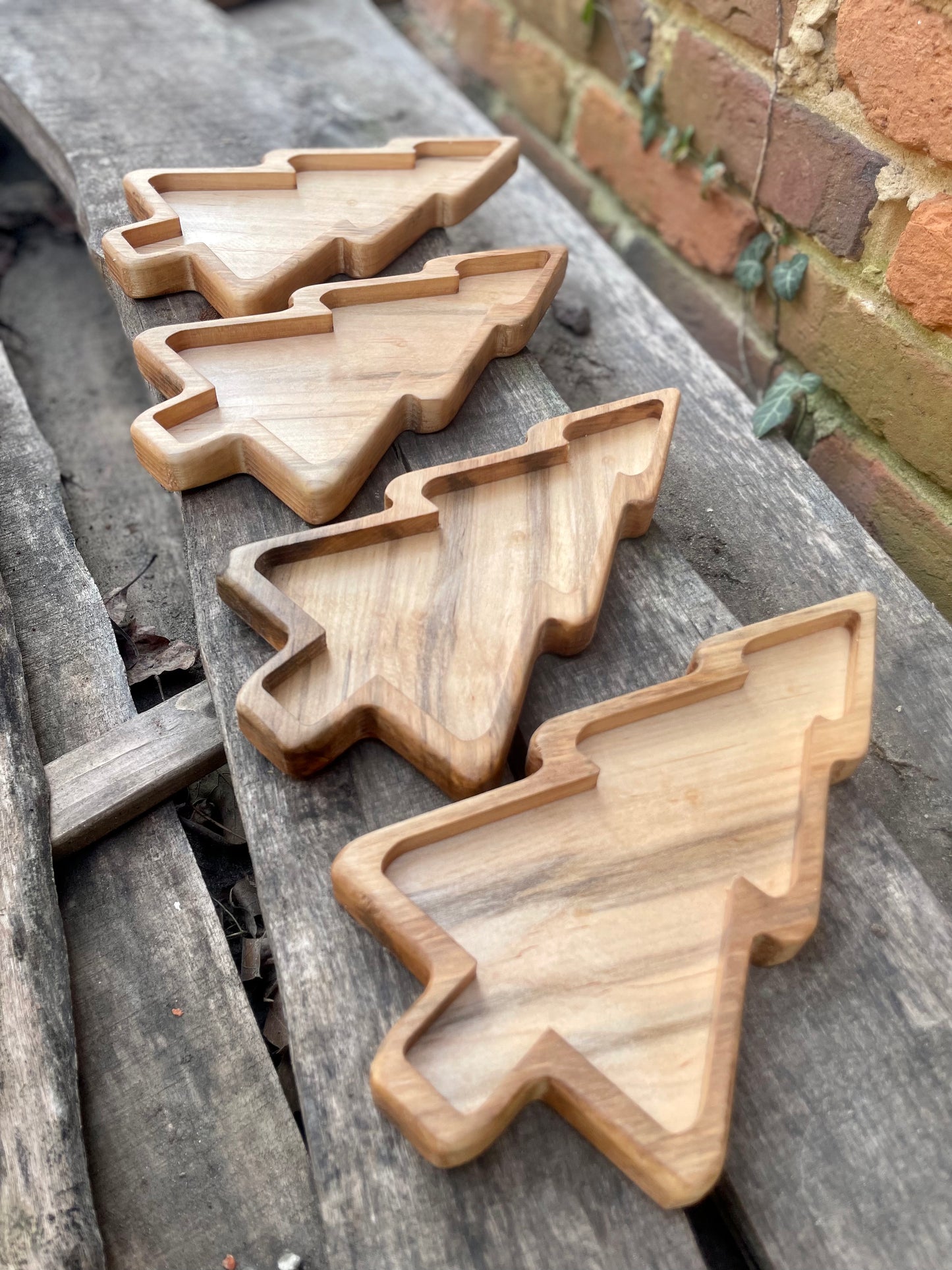 Christmas Tree Tray - Beech